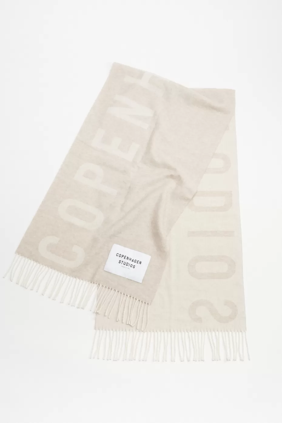 Scarves^COPENHAGEN STUDIOS CPH SHAWL 1 Wool Mix beige